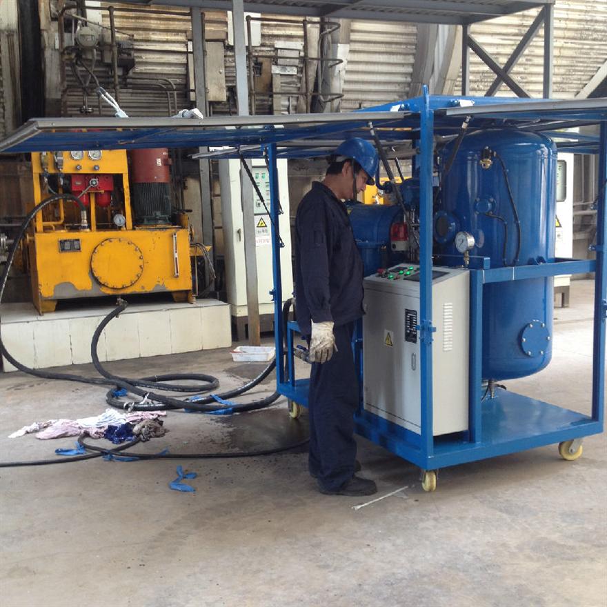 IMG_0392.JPG 濾油機(jī)現(xiàn)場交付