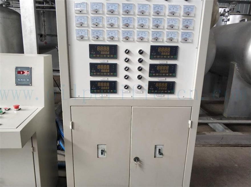 473986312047798229.jpg 真空濾油機(jī)裝配工藝