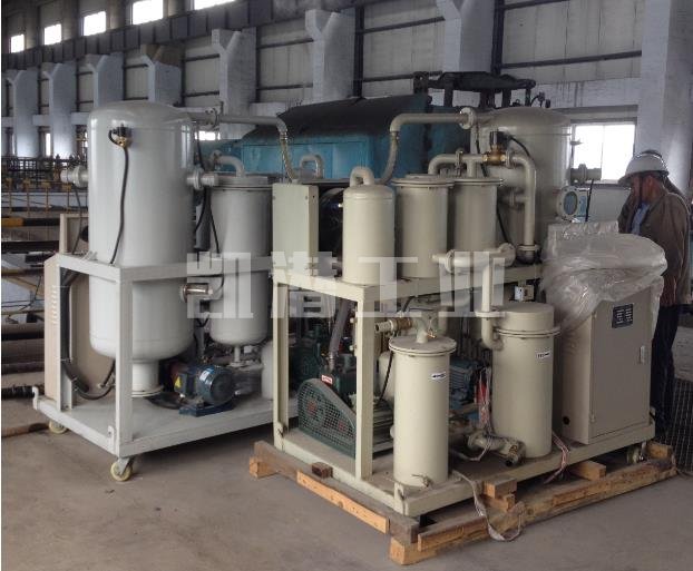 潤滑油真空濾油機(jī)現(xiàn)場.jpg 潤滑油真空濾油機(jī)現(xiàn)場.jpg